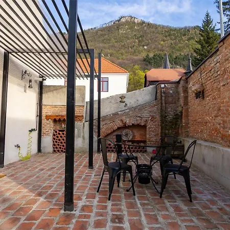 Lejlighed Comfort And History: Traditional House *