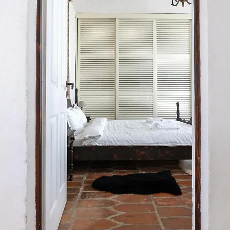 Comfort And History: Traditional House Lejlighed Braşov